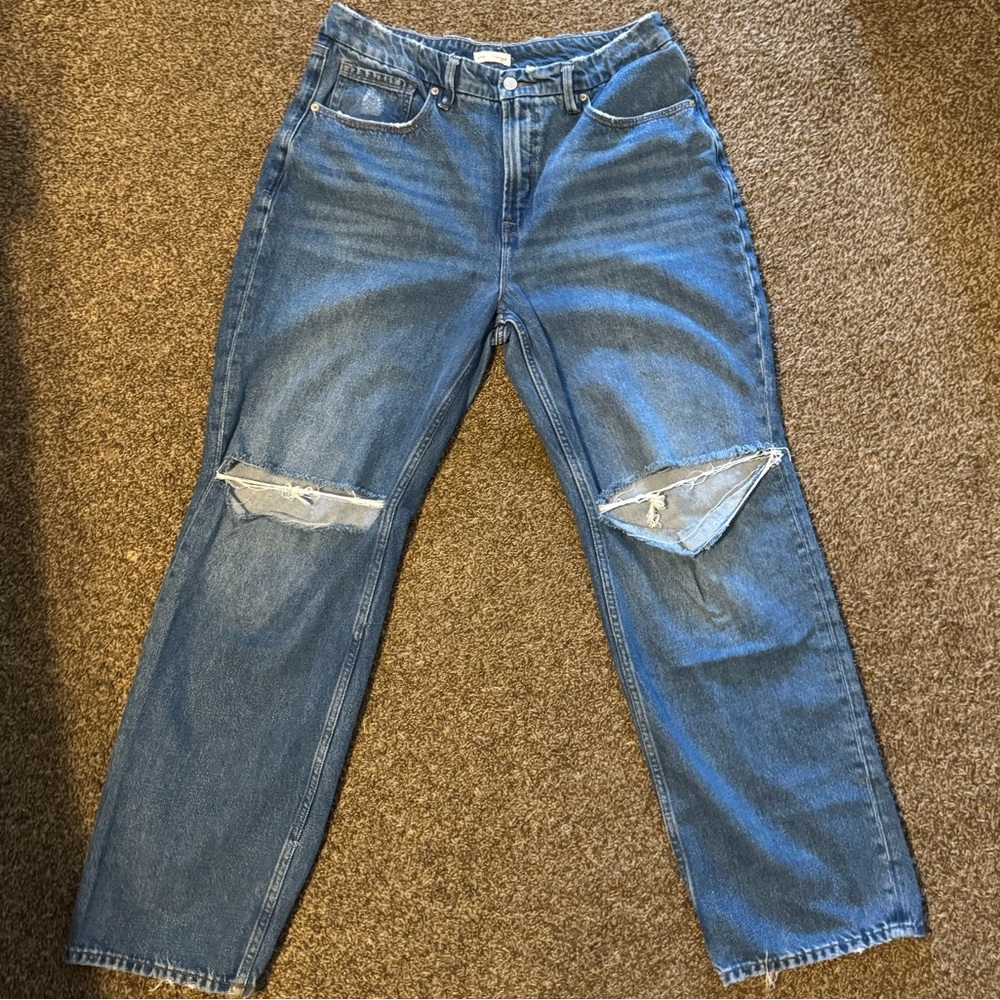 Good American Straight Leg Ripped Knee Blue Jeans